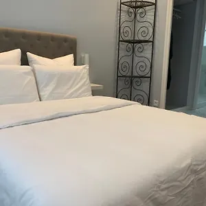  Apartment Charming Eiffel Tower France
