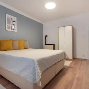  Apartment Ruhelage Im Zentrum Nahe Schottentor-contactless Self-check-in Austria